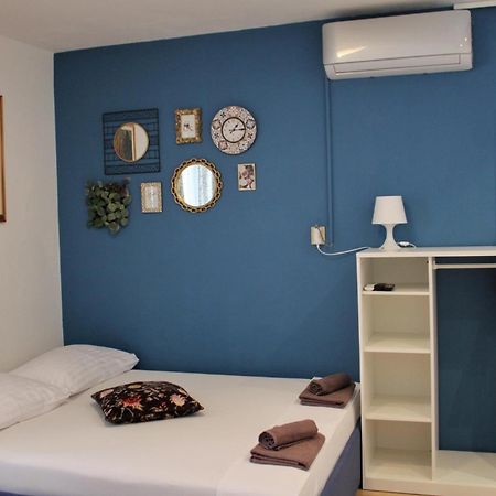 Apartment Bili-Sea View Apartment In The Center Makarska Exteriör bild