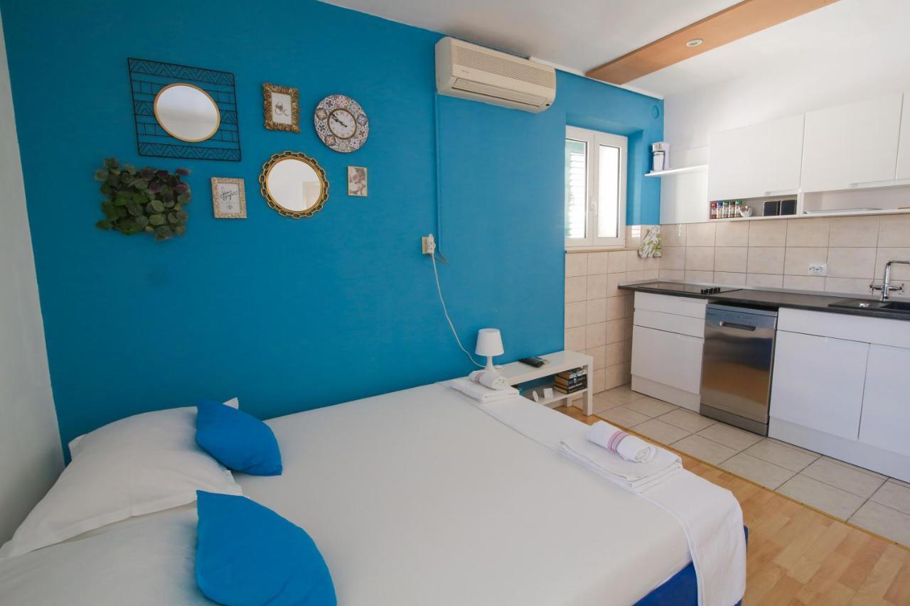 Apartment Bili-Sea View Apartment In The Center Makarska Exteriör bild